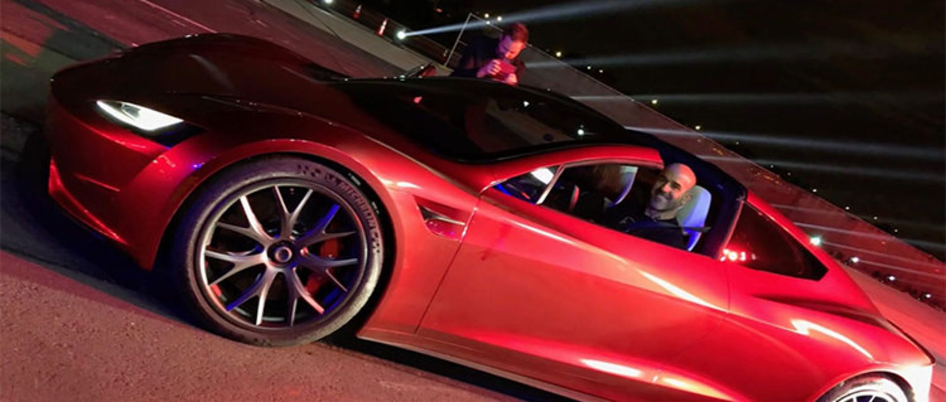 Tesla Roadster / تسلا رودستر