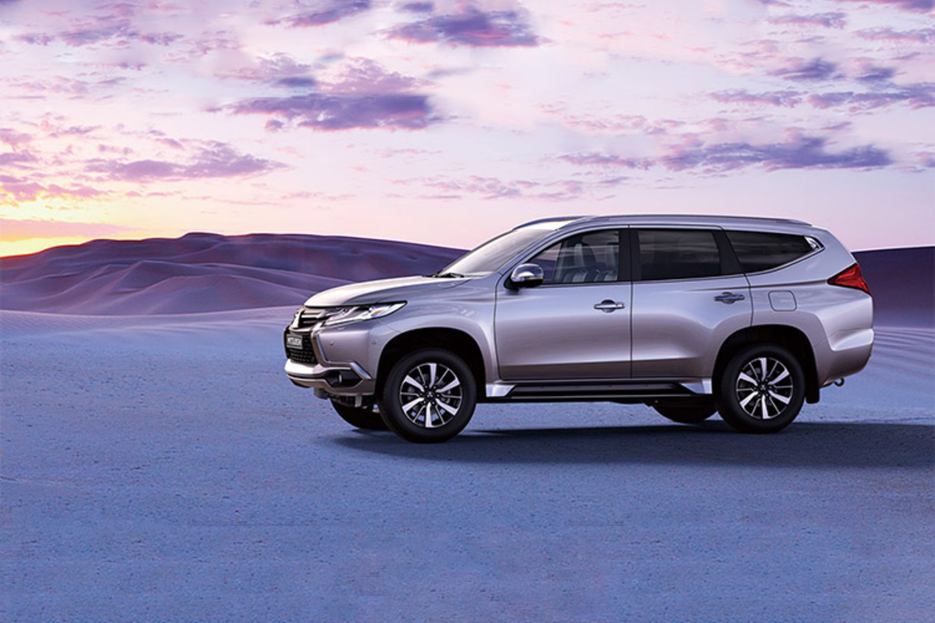 میتسوبیشی پاجیرو اسپرت GLX مدل ۲۰۱۸