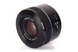 Samsung NX 45mm F1.8