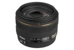 Sigma 30mm F1.4 EX DC HSM