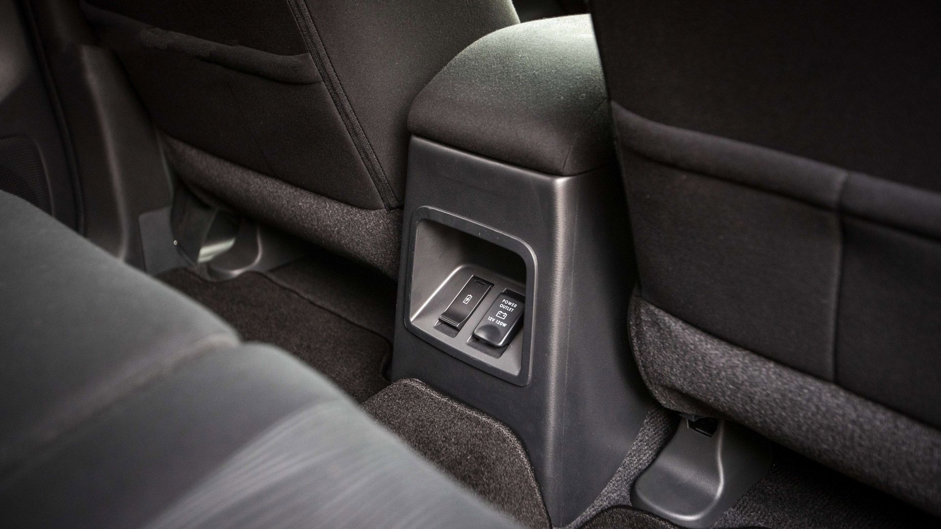 میتسوبیشی پاجیرو اسپرت GLX مدل ۲۰۱۸