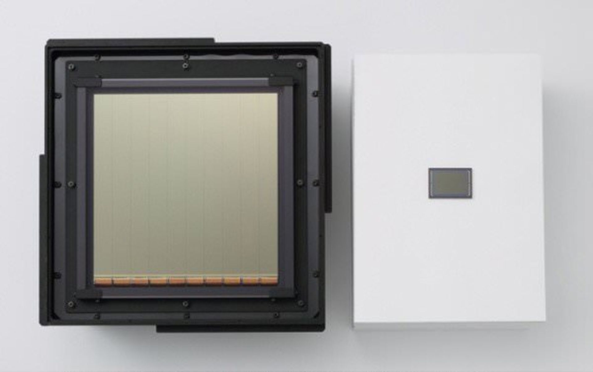 سنسور CMOS کانن