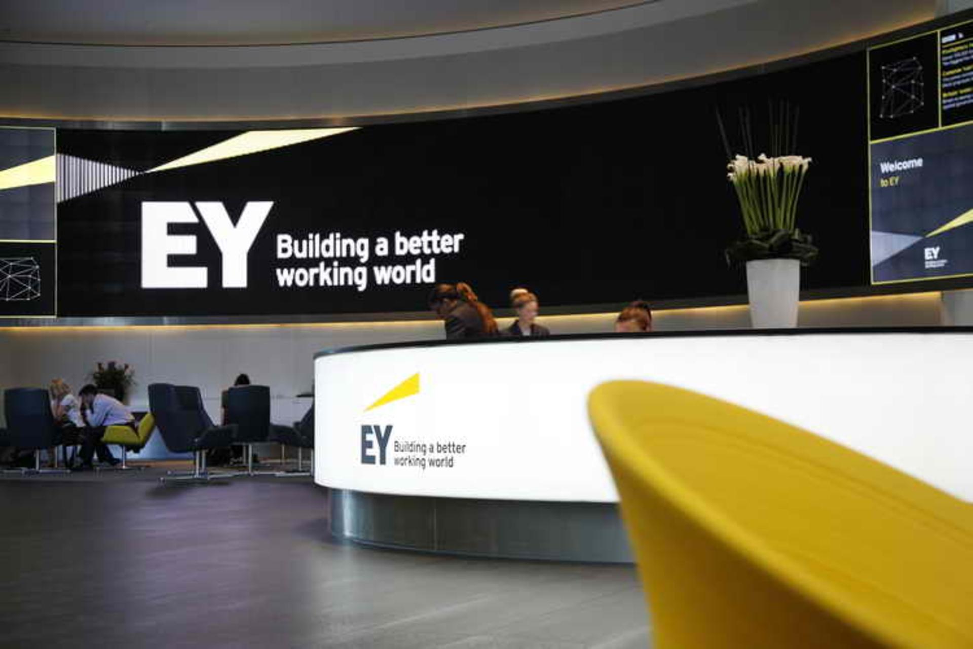 EY 