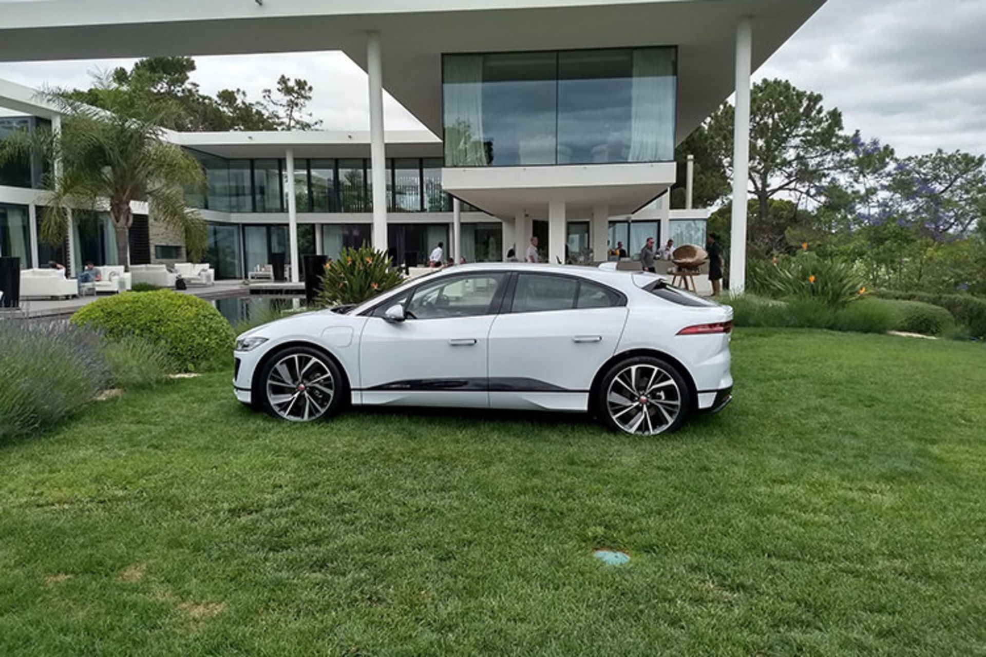 2019 Jaguar I-Pace / کراس‌اور الکتریکی جگوار I-Pace  مدل 2019