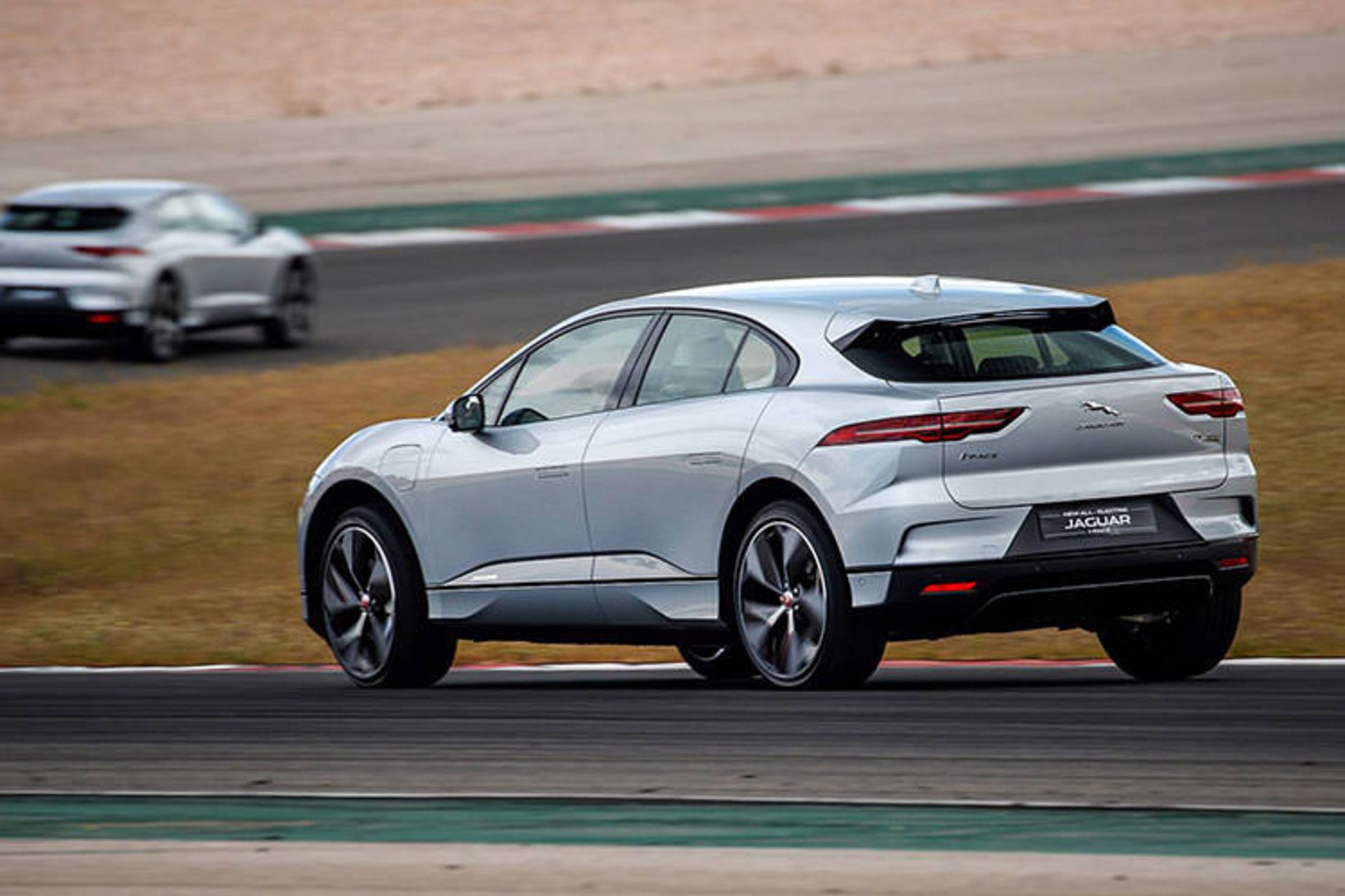 2019 Jaguar I-Pace / کراس‌اور الکتریکی جگوار I-Pace  مدل 2019