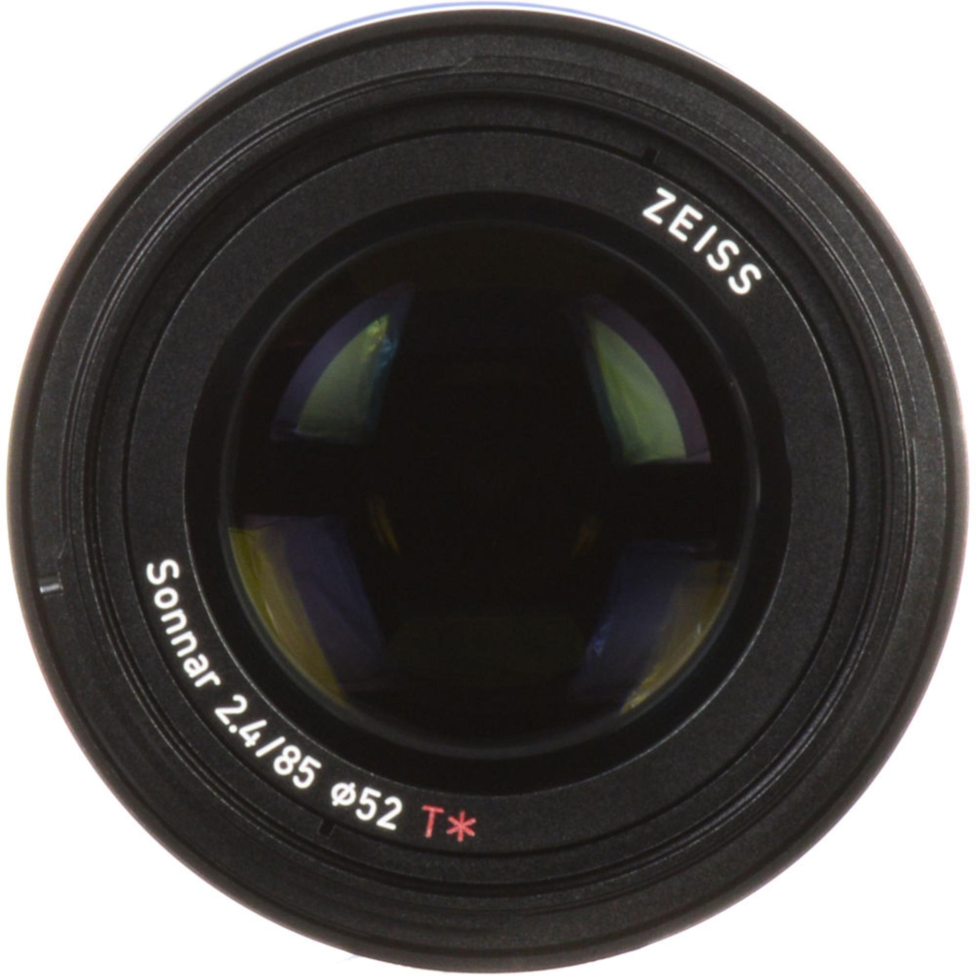 Zeiss Loxia 85mm F2.4	