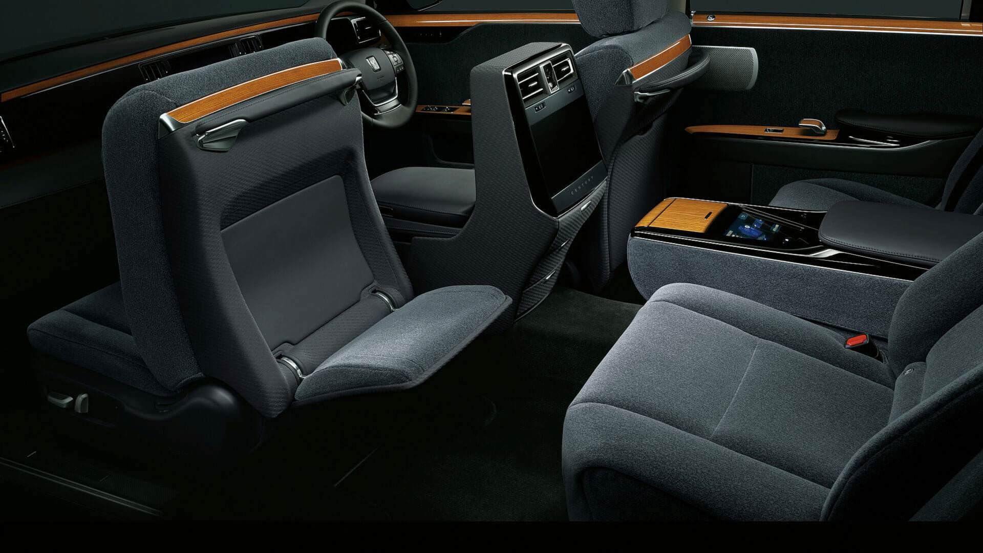 Toyota Century / تویوتا سنچوری