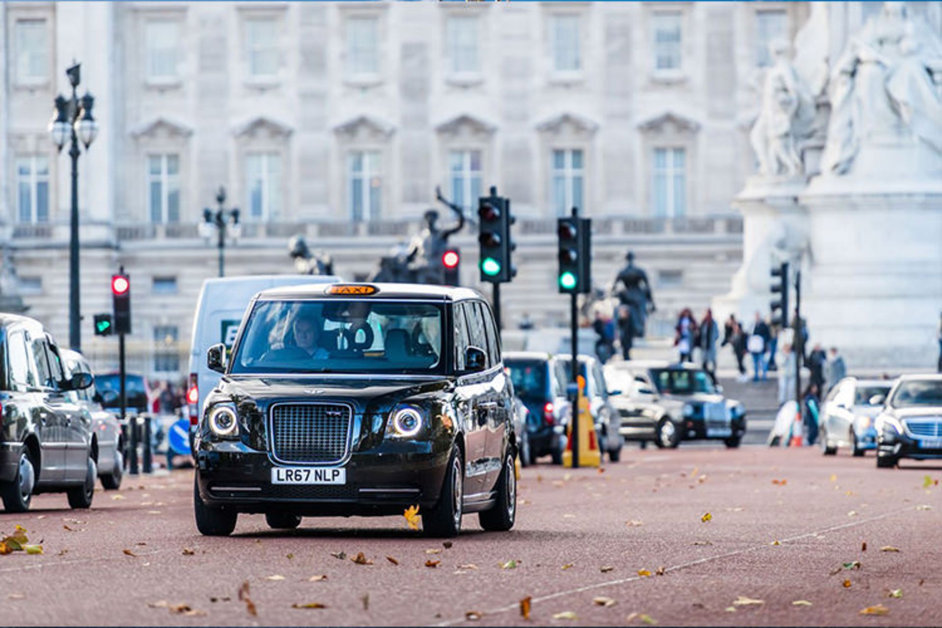 LEVC TX / تاکسی برقی لندن
