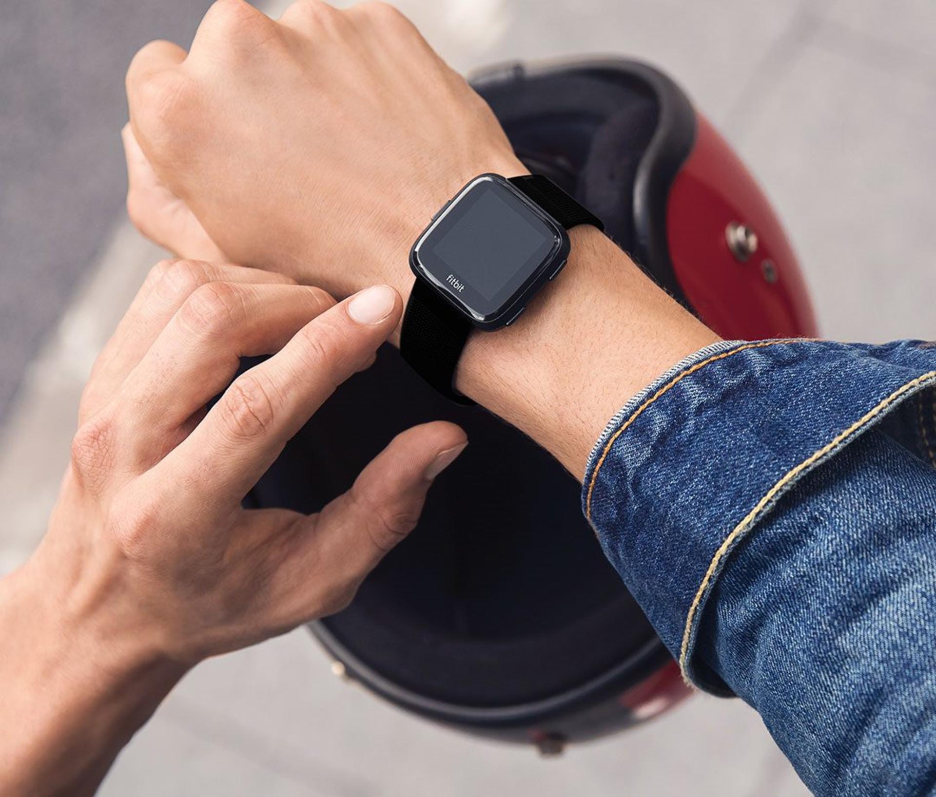 ورسا فیت بیت /Versa Fitbit