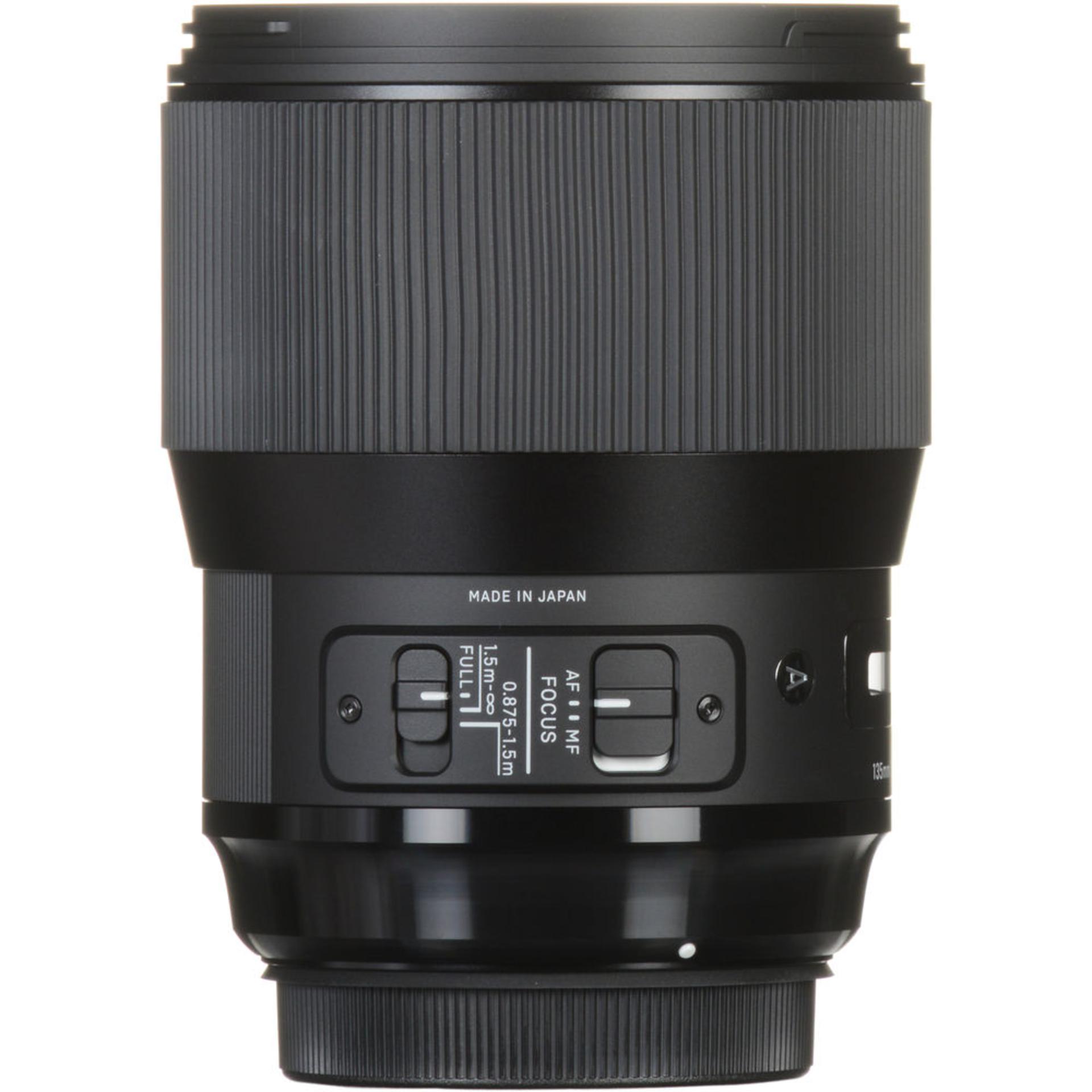 Sigma 135mm F1.8 DG HSM Art	