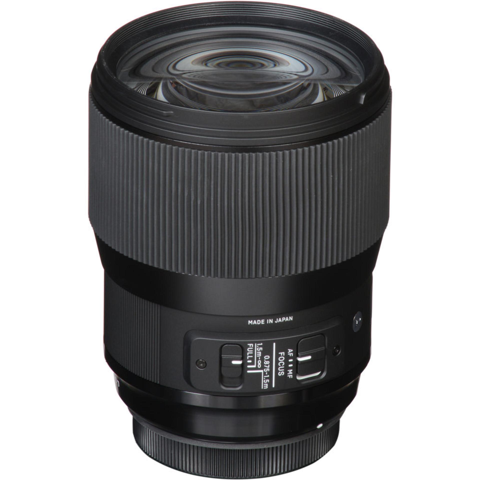 Sigma 135mm F1.8 DG HSM Art	
