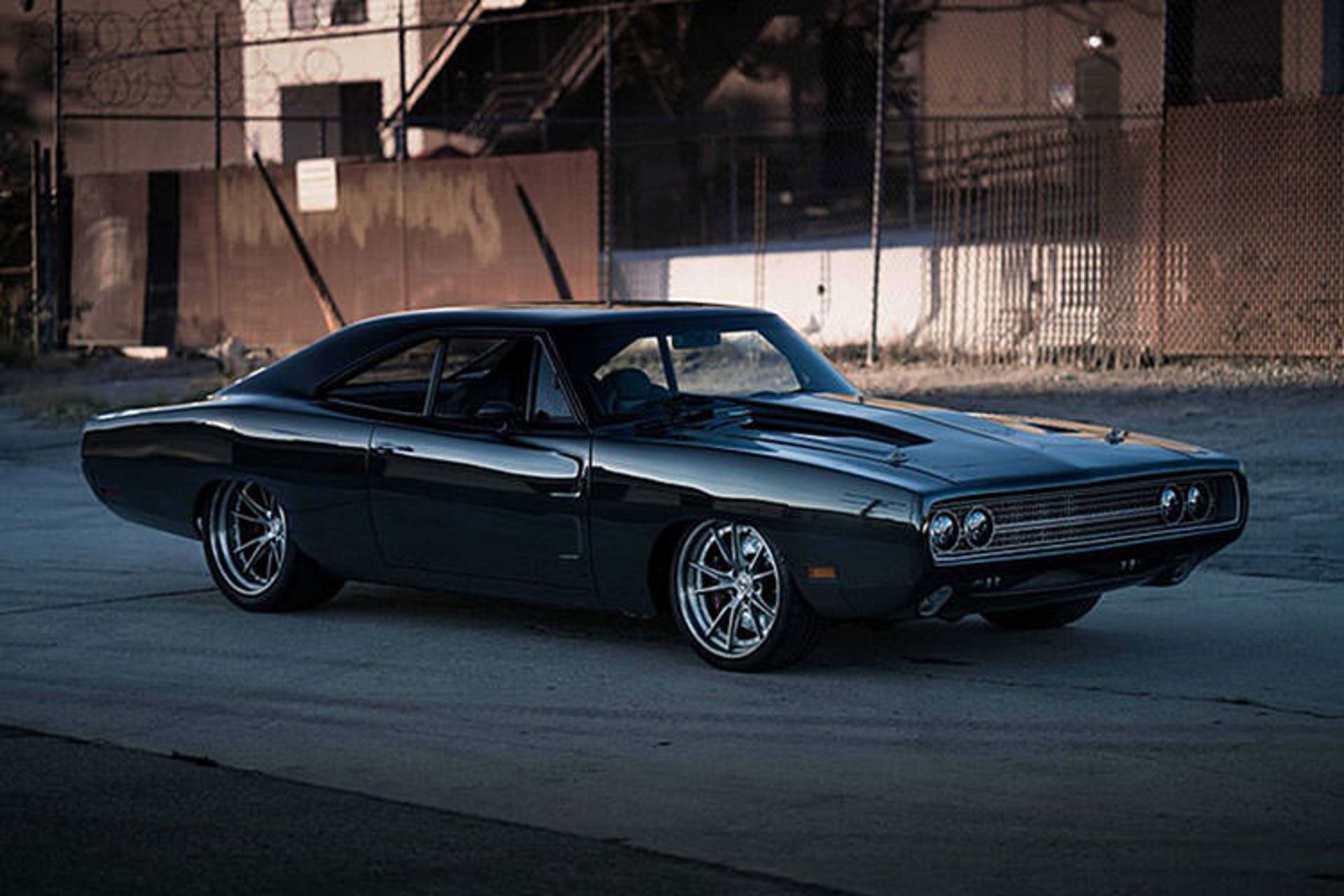 Dodge Charger Tantrum / خودروی عضلانی دوج چارجر تنتروم