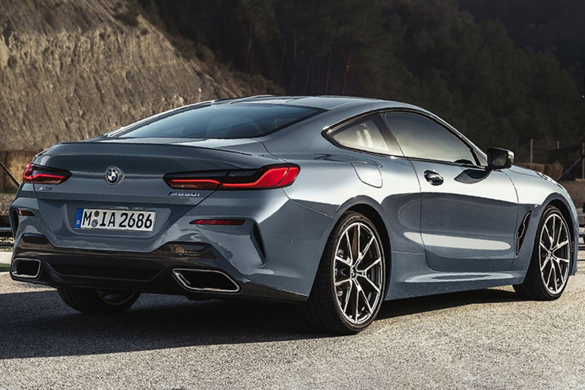 2019 BMW 8 Series coupe / بی‌ام‌و سری 8 مدل 2019