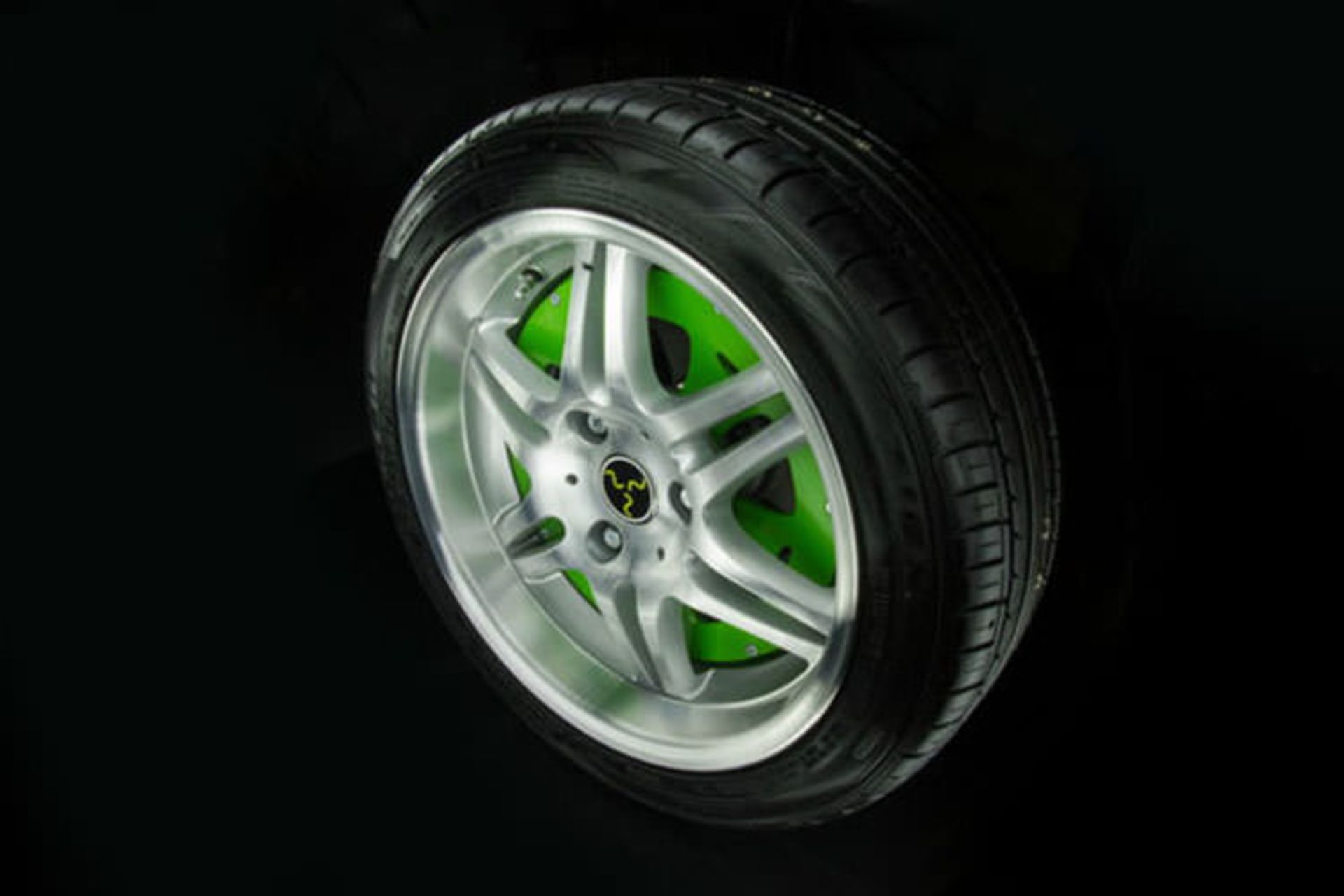 Elaphe in-wheel plug-and-play electric motor / موتور الکتریکی داخل چرخ