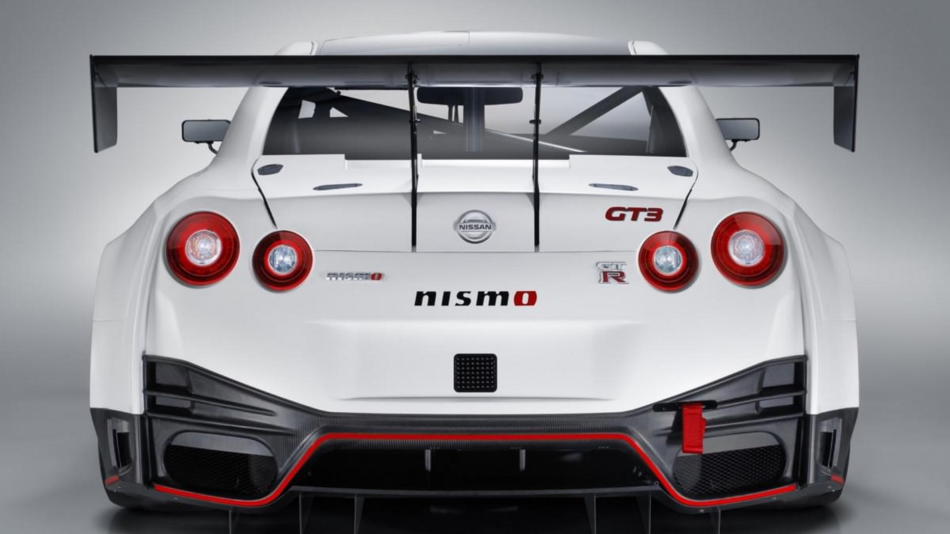 نیسان GT-R