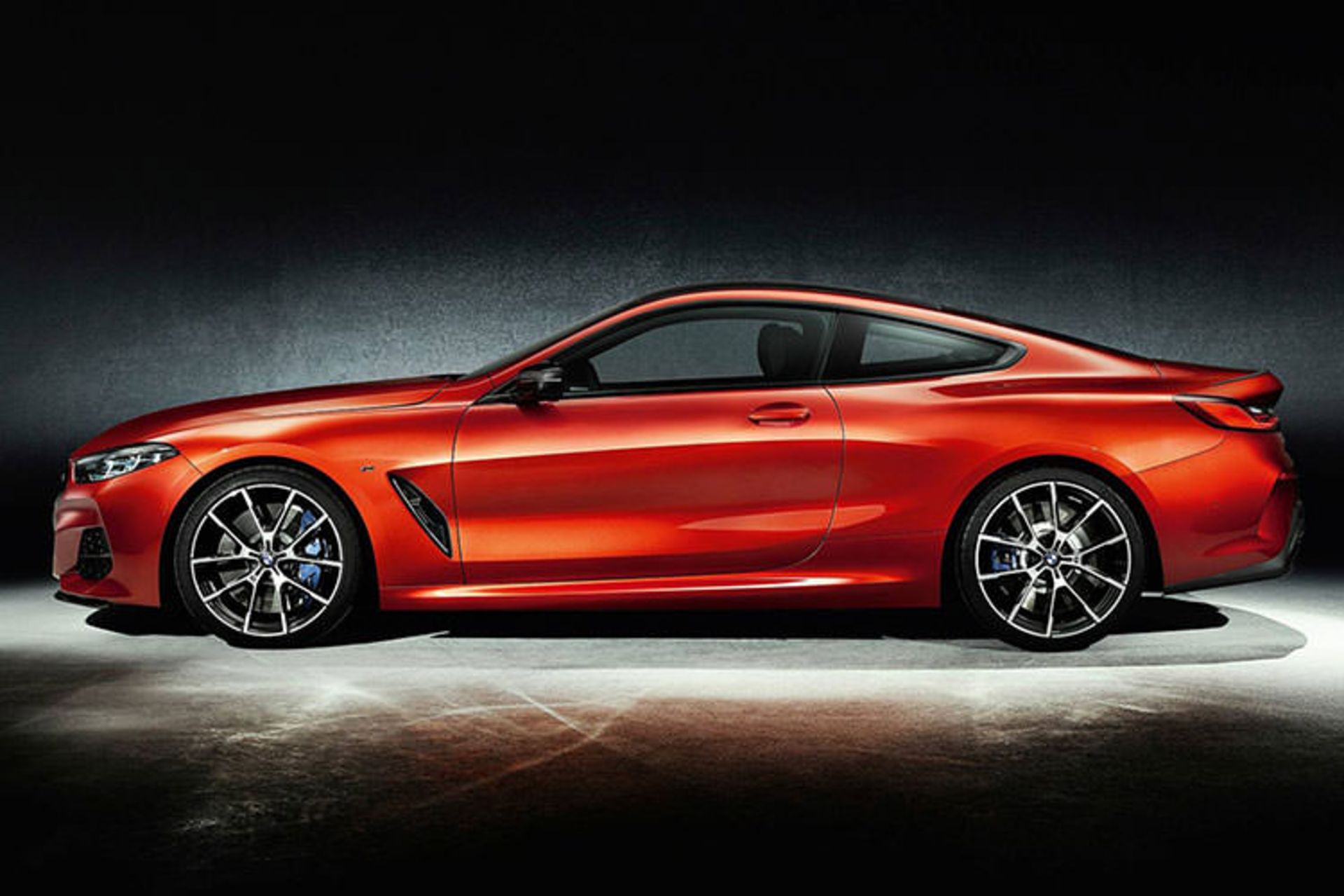 2019 BMW 8 Series coupe / بی‌ام‌و سری 8 مدل 2019