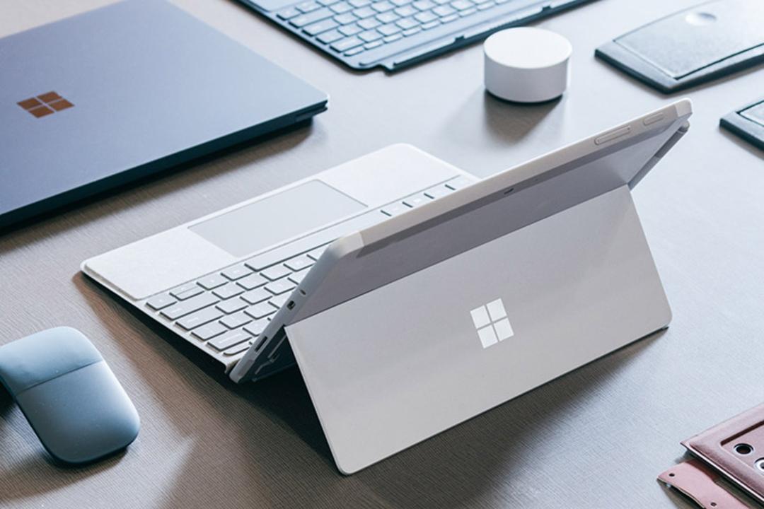 سرفیس گو / surface go