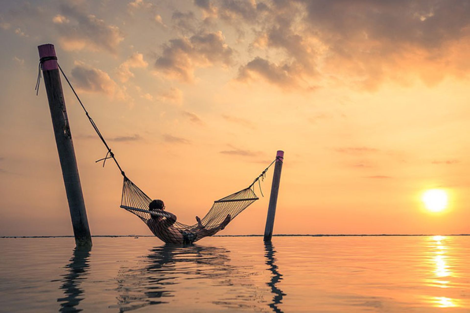 استراحت کافی استرس شدید را تسکین می‌دهد