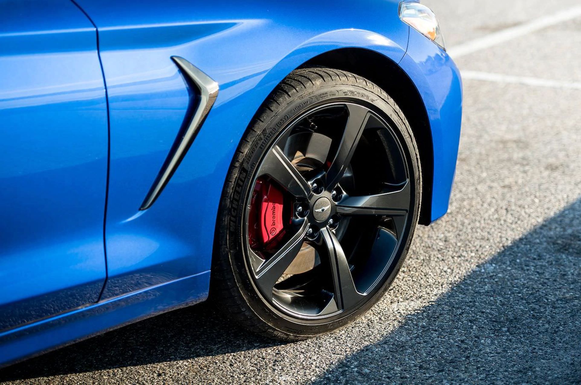 Genesis G70 / جنسیس G70