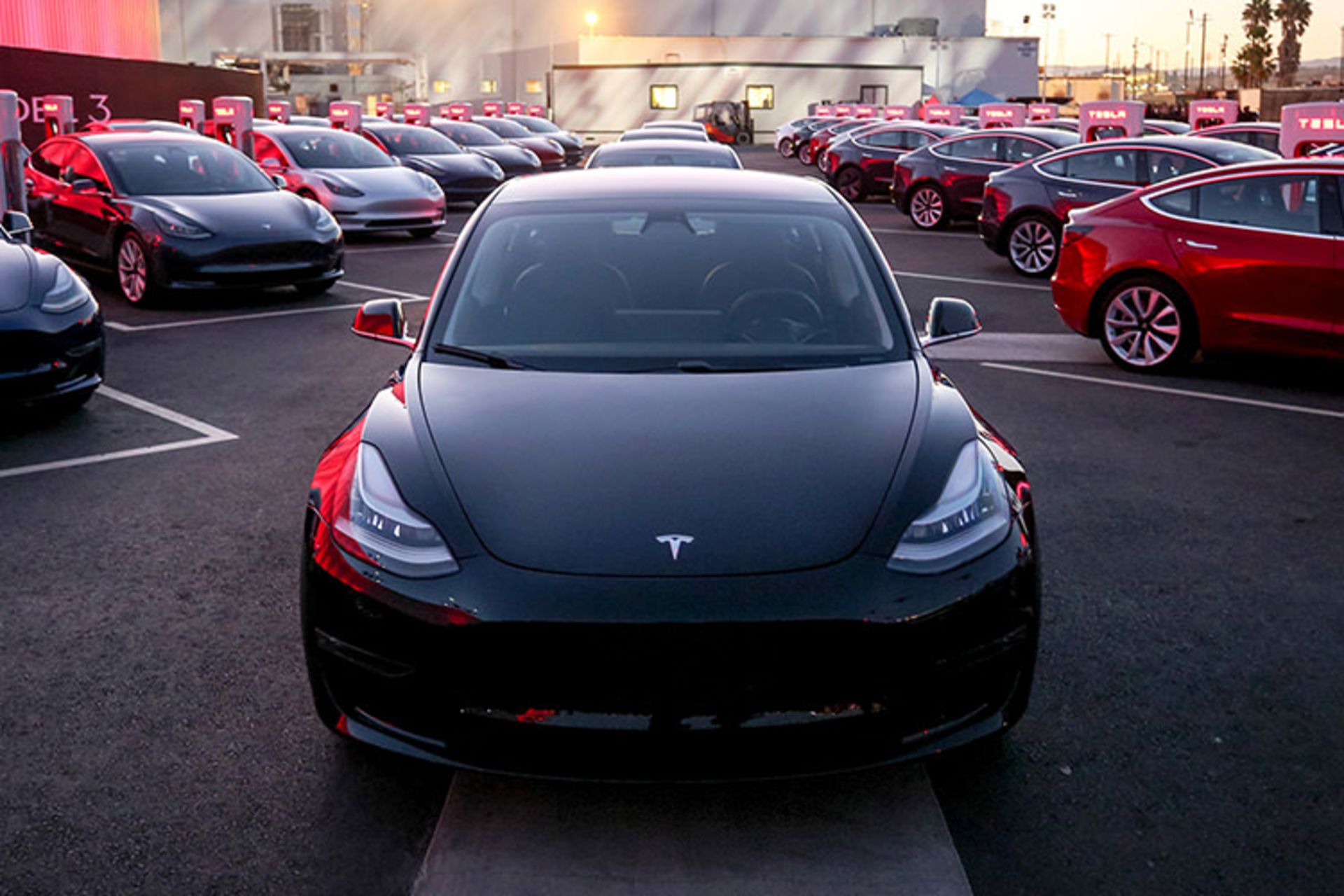 Tesla Model 3 / تسلا مدل 3
