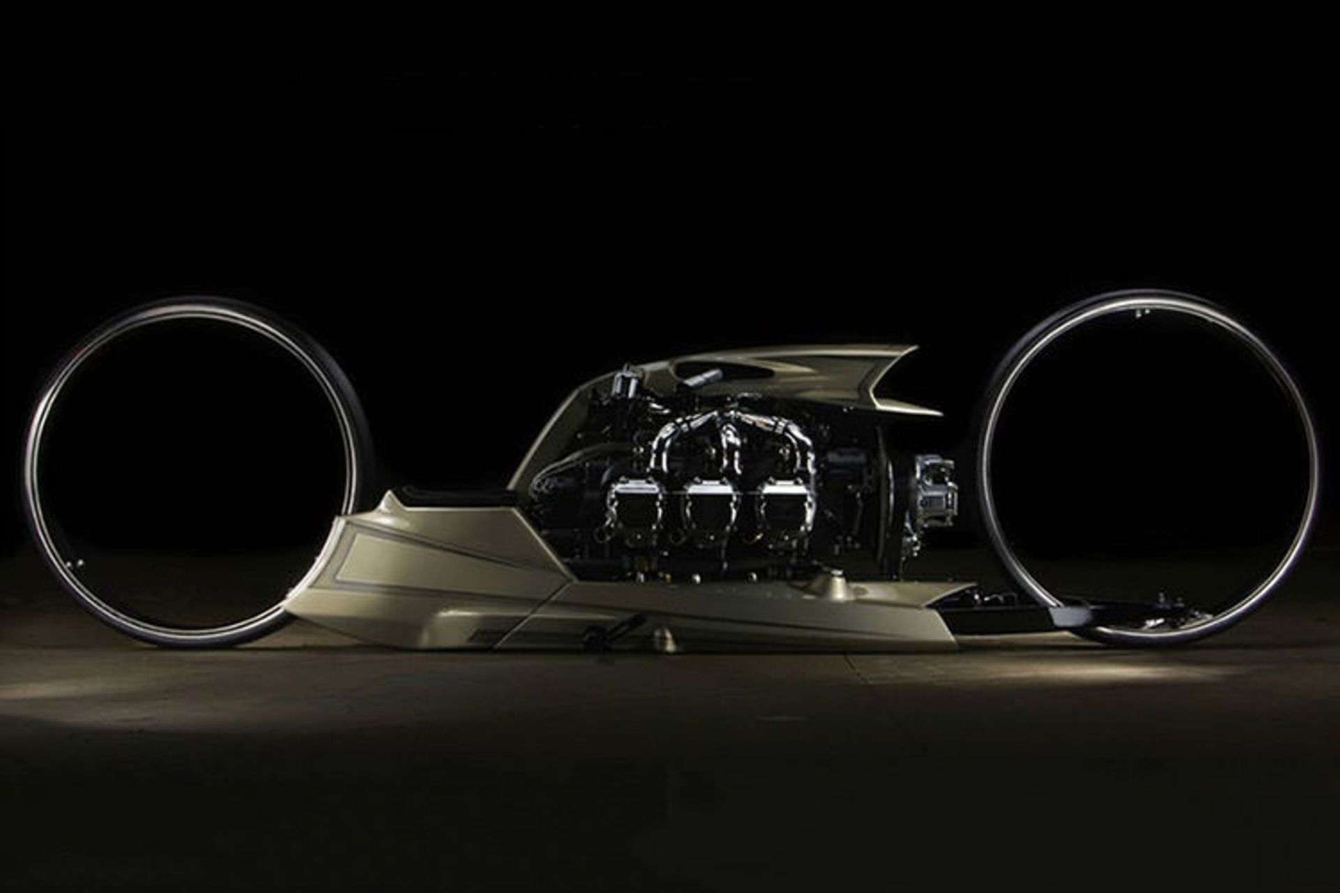 TMC Dumont motorcycle Rolls-Royce / موتورسیکلت تی‌ام‌سی دیومانت رولزرویس