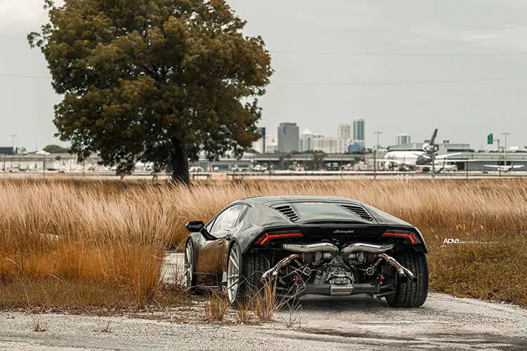2017 Lamborghini Huracán / سوپراسپرت لامبورگینی هوراکان مدل 2017