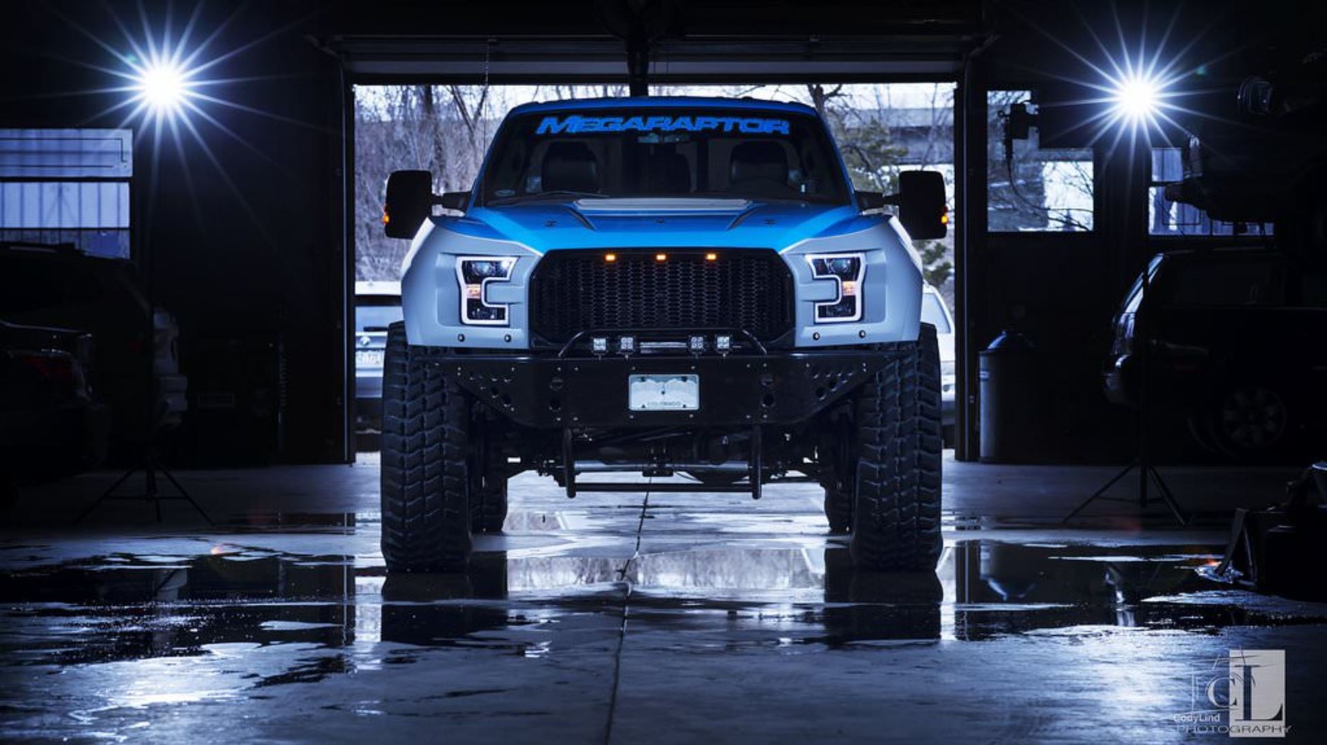 Ford F-1350 MegaRaptor