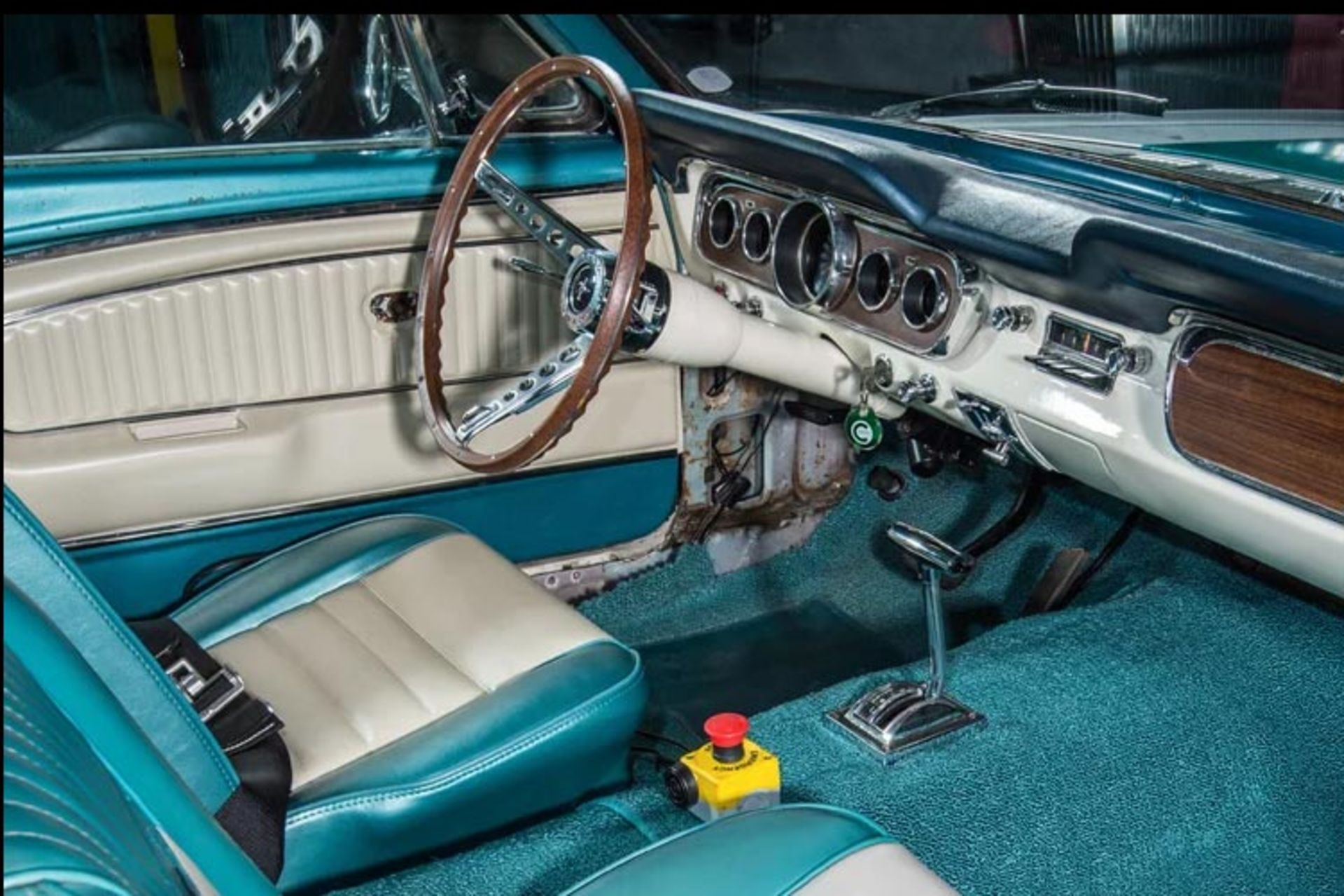 فورد موستانگ 1965 خودران / Ford Mustang 1965 