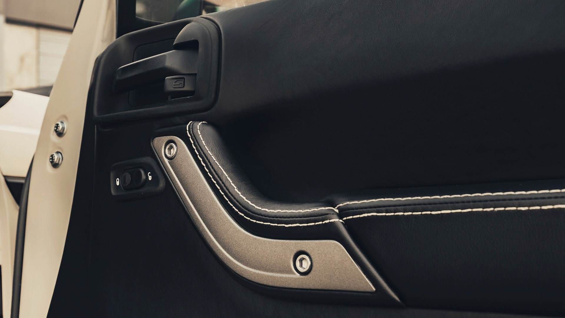 Rezvani Tank Military Edition / تانک رضوانی