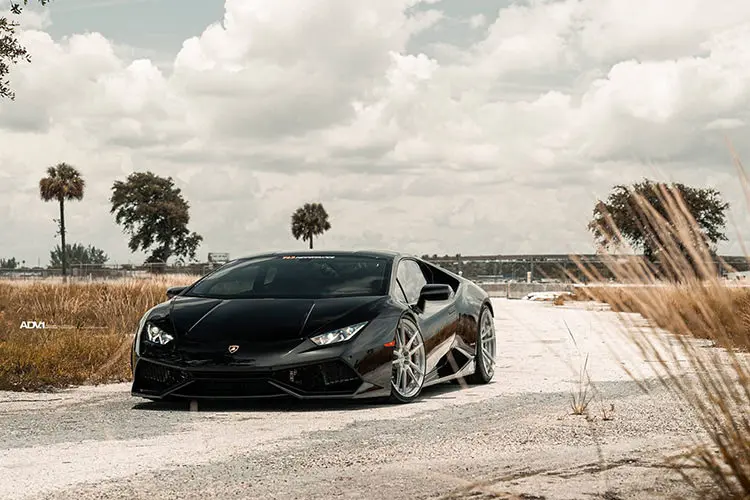2017 Lamborghini Huracán / سوپراسپرت لامبورگینی هوراکان مدل 2017