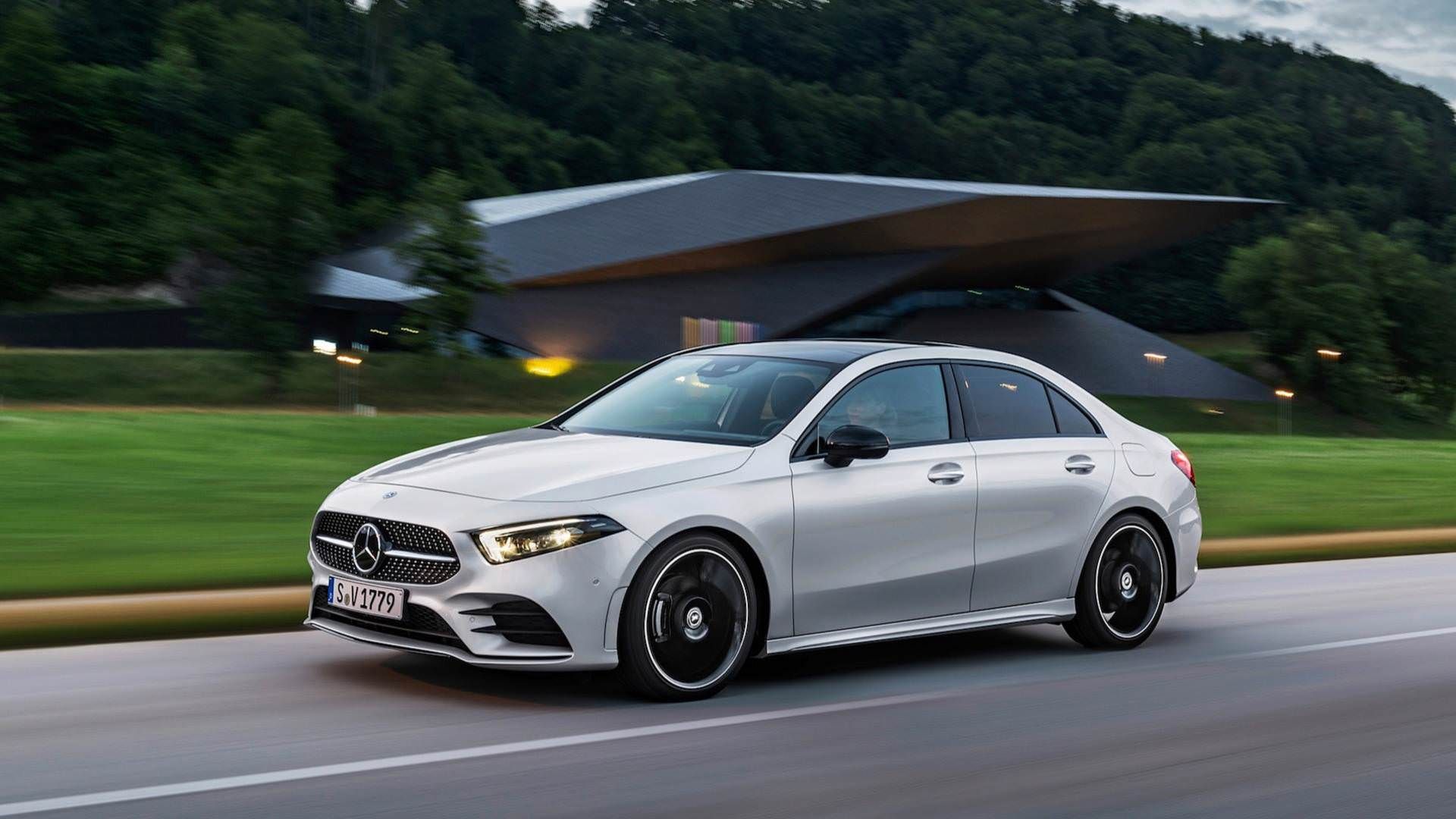 2019 Mercedes-Benz A-Class sedan / سدان مرسدس بنز کلاس A‌ مدل 2019