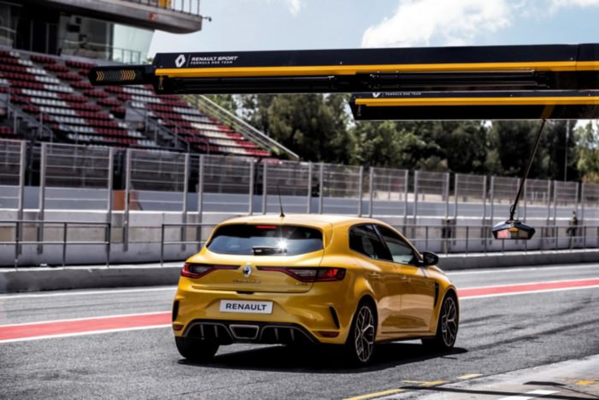 رنو مگان RS تروفی