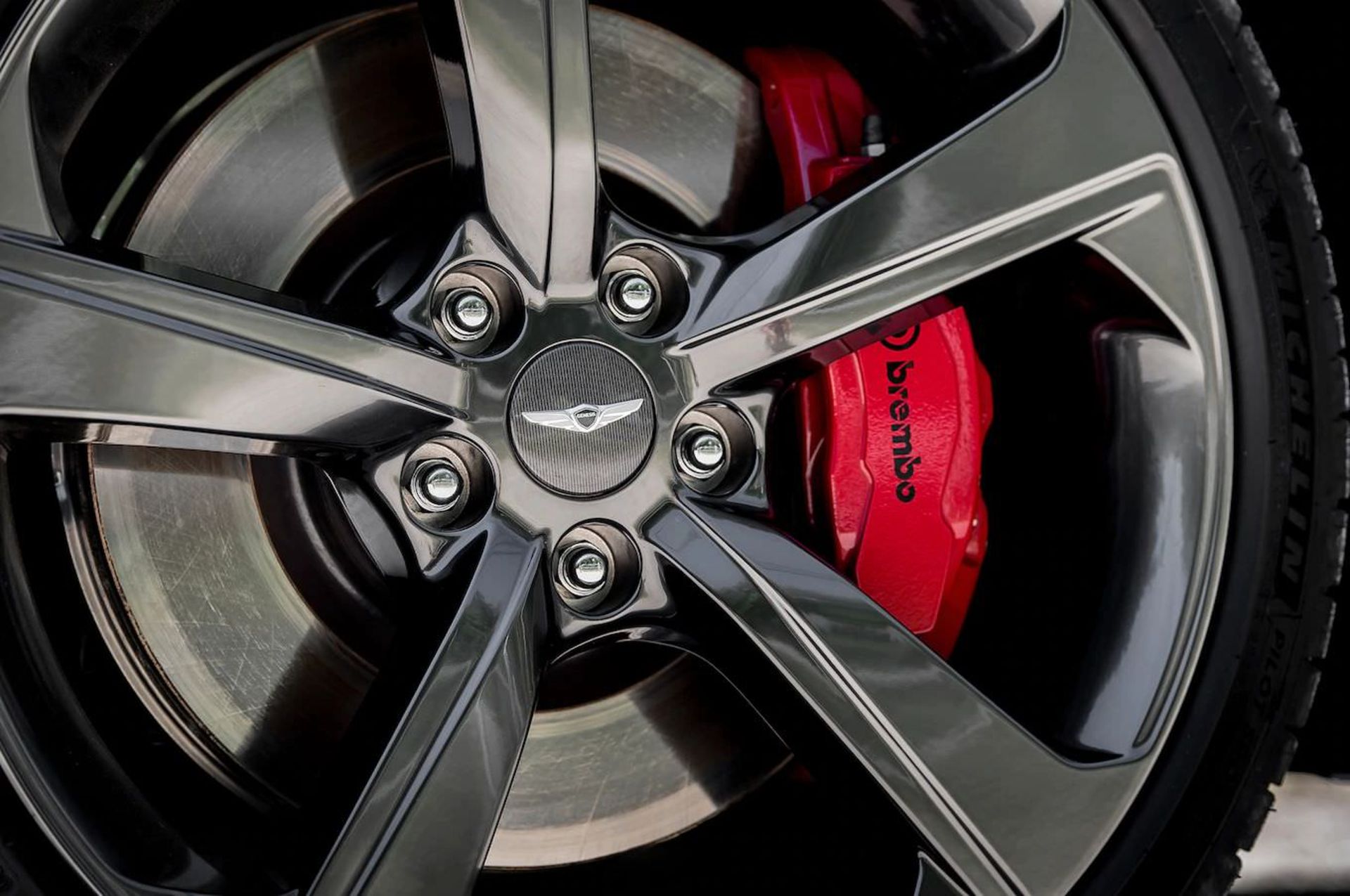 Genesis G70 / جنسیس G70