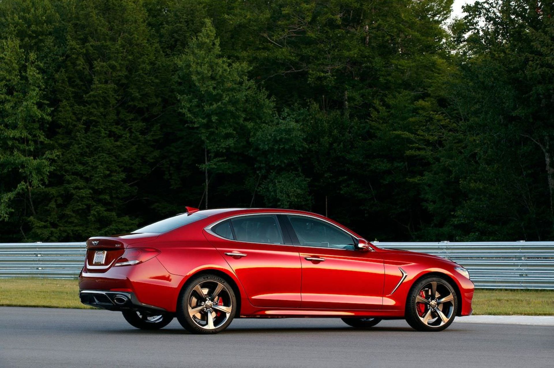 Genesis G70 / جنسیس G70