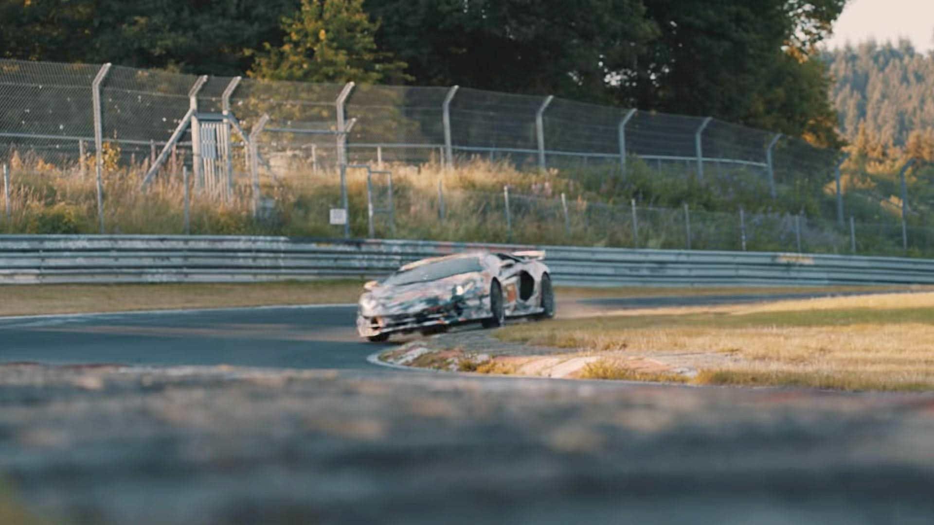 Lamborghini Aventador SVJ / سوپراسپرت لامبورگینی اونتادور SVJ 
