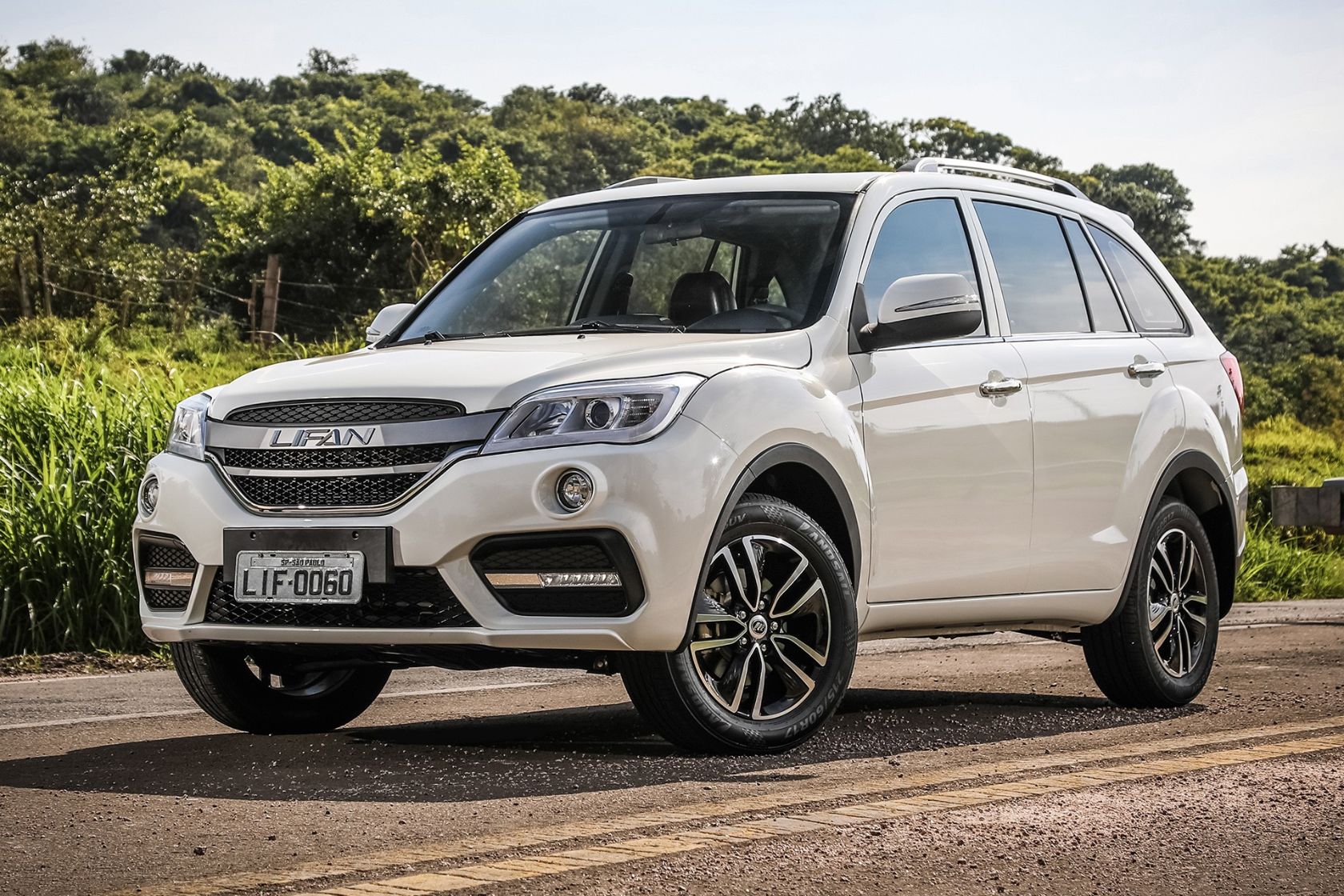 تعمیر لیفان X60 در نمایندگی کرمان موتور در نوشهر