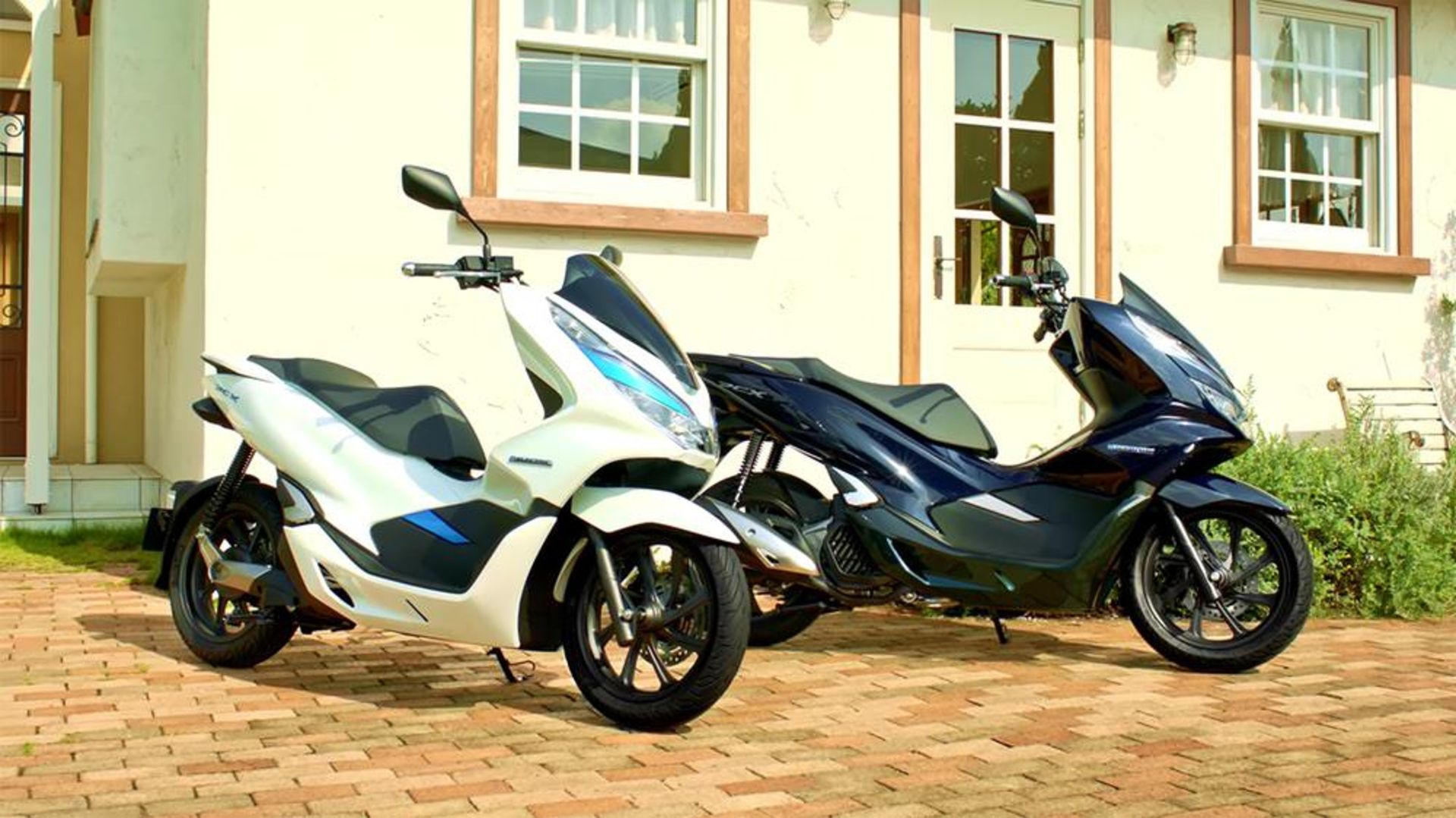 Honda PCX Hybrid / اسکوتر هوندا PCX هیبرید