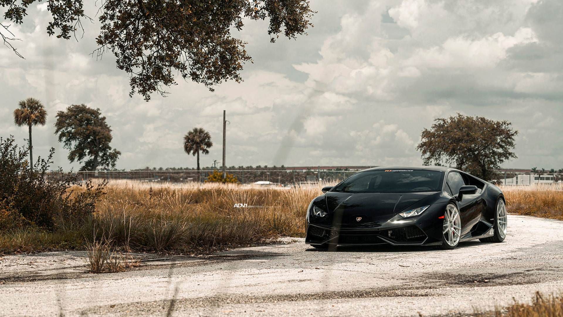 2017 Lamborghini Huracán / سوپراسپرت لامبورگینی هوراکان مدل 2017