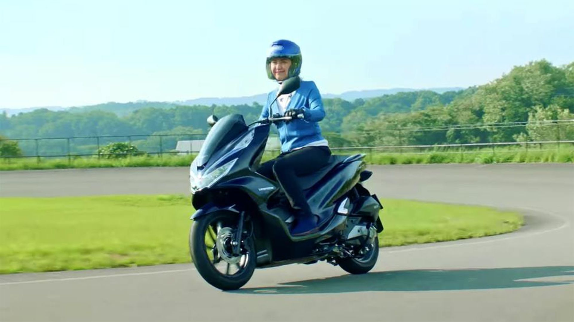 Honda PCX Hybrid / اسکوتر هوندا PCX هیبرید