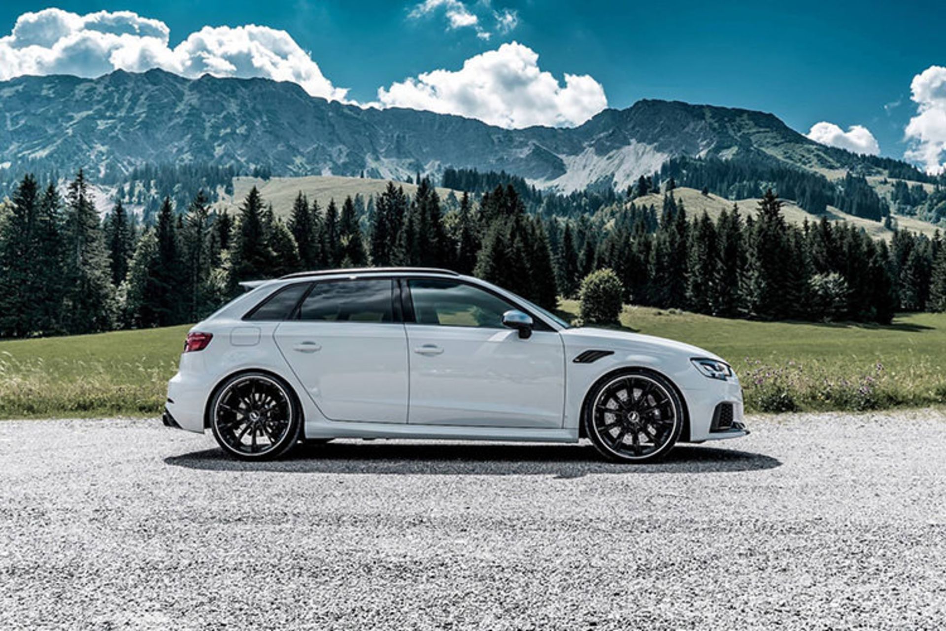 Audi RS3 Sportback / آئودی RS3 اسپرت‌بک