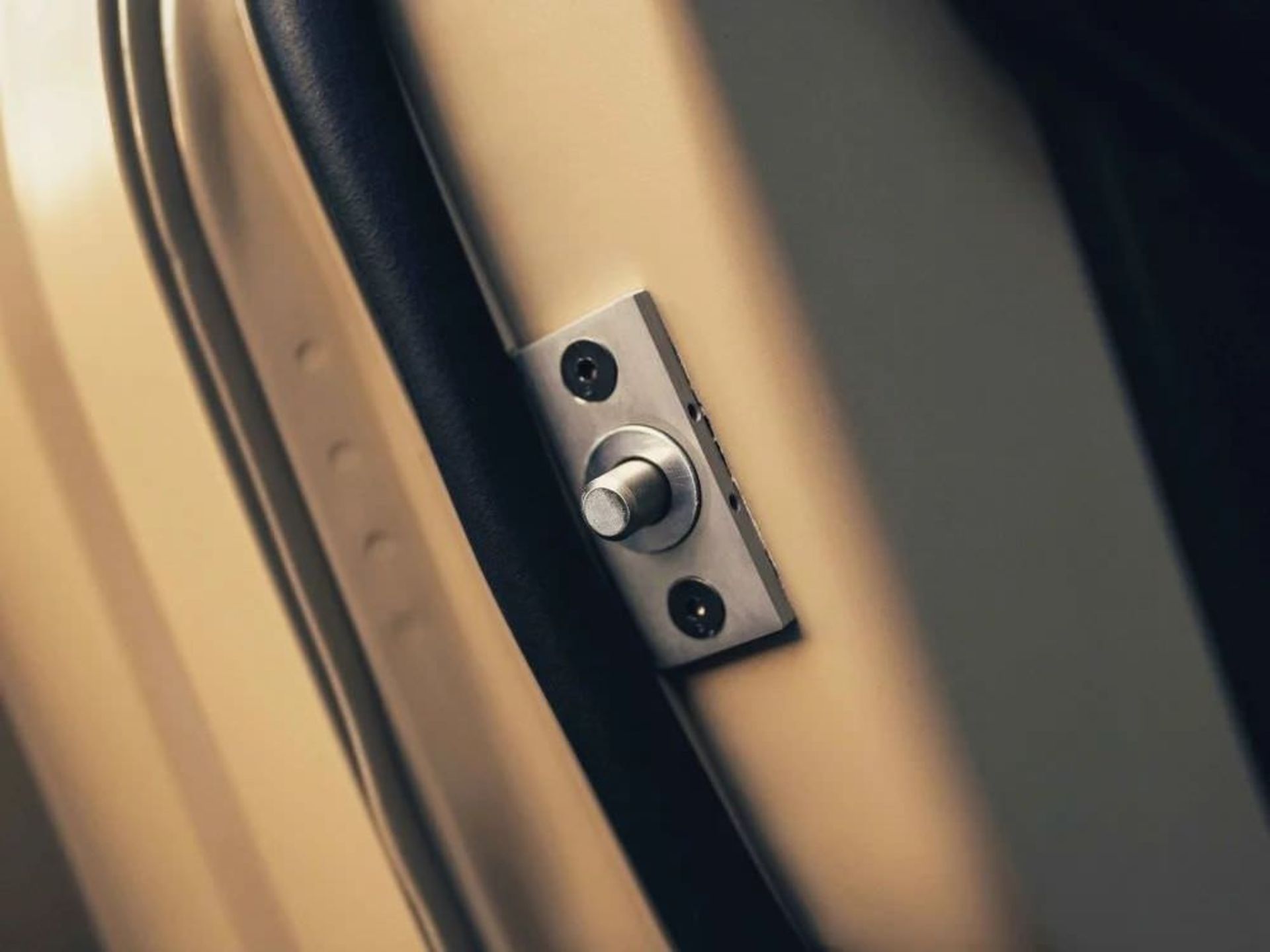 Rezvani Tank Military Edition / تانک رضوانی