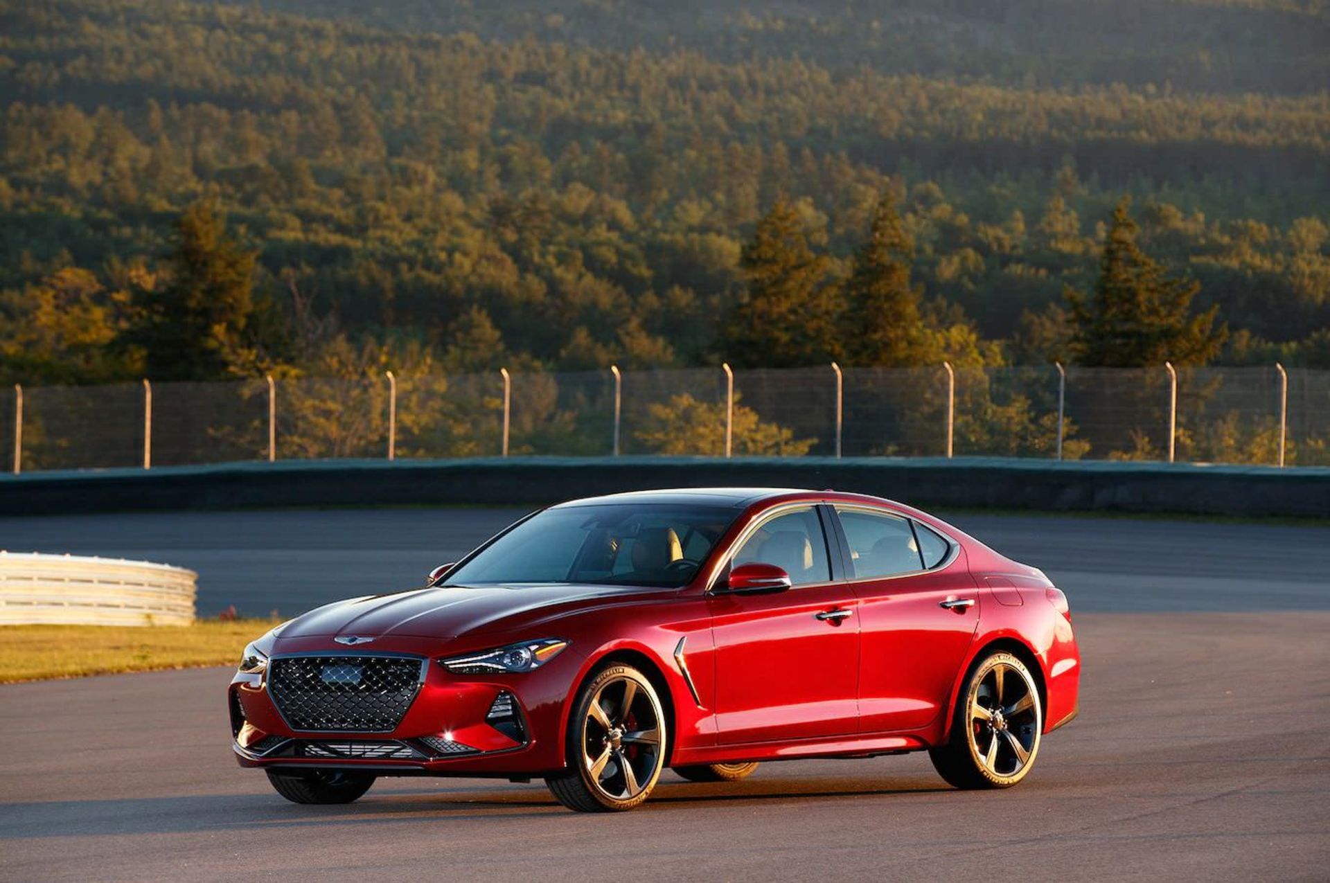 Genesis G70 / جنسیس G70