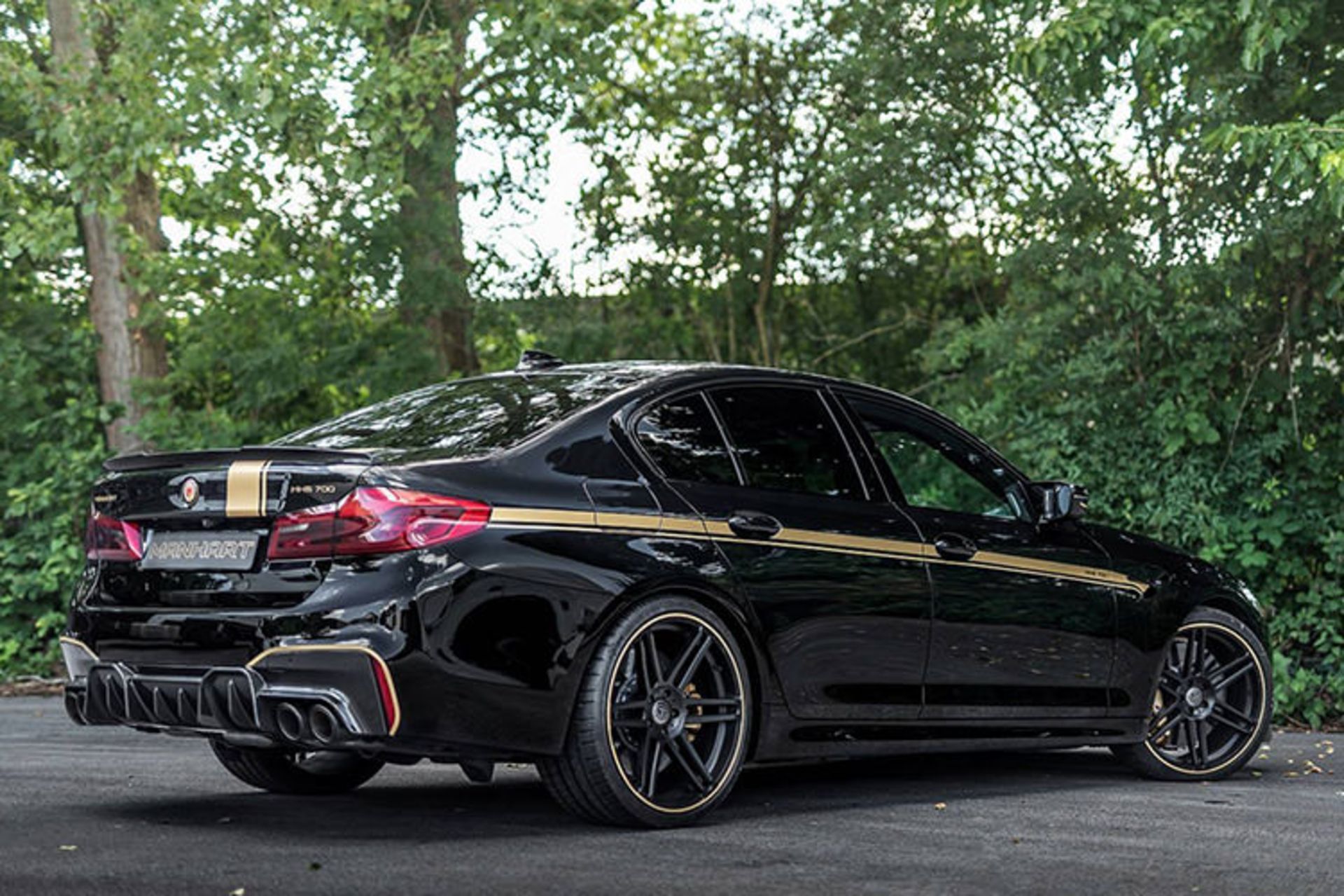 BMW M5 Manhart / بی ام و 