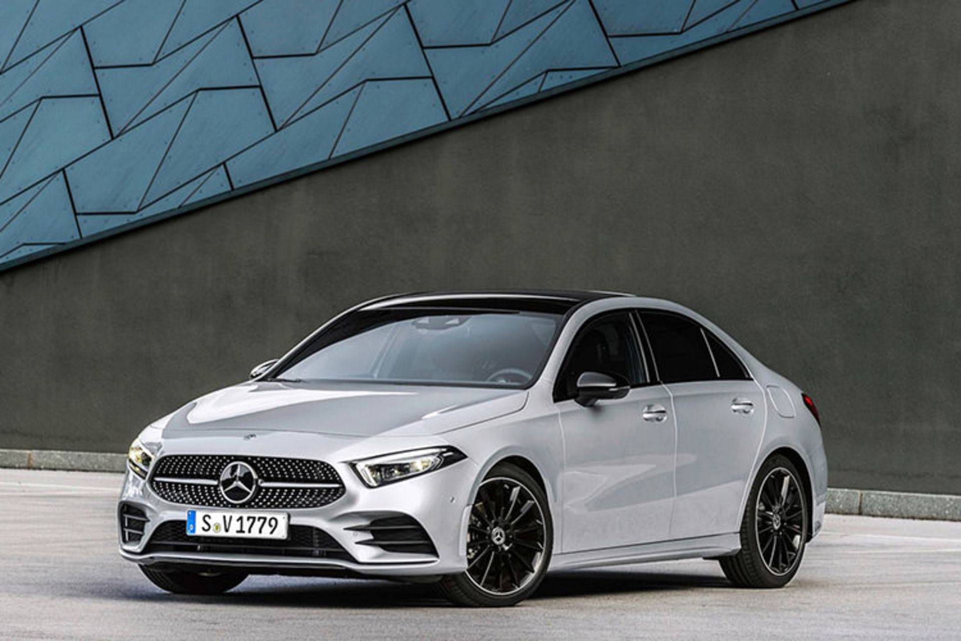 2019 Mercedes-Benz A-Class sedan / سدان مرسدس بنز کلاس A‌ مدل 2019