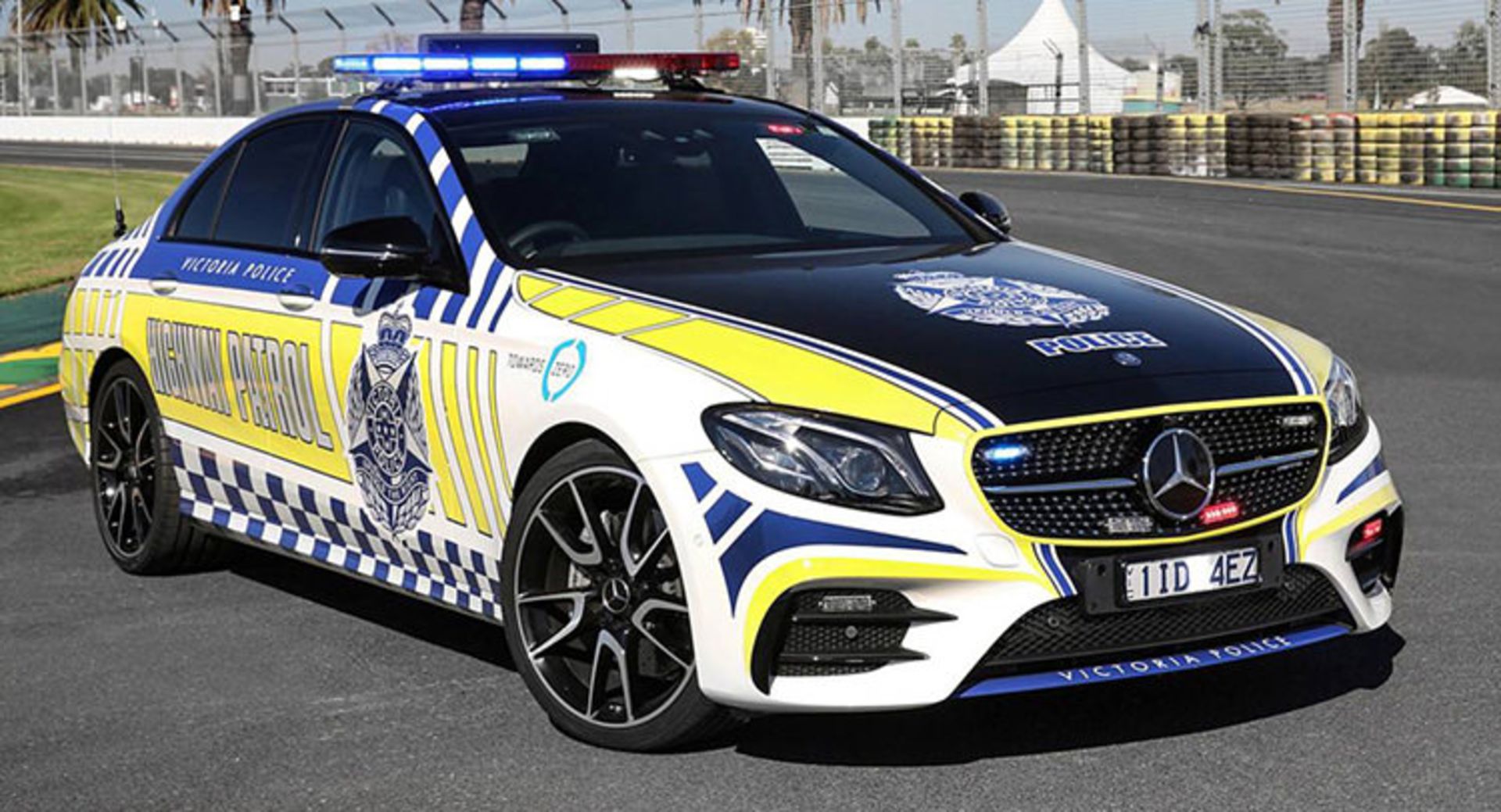 Police Car / خودروی پلیس