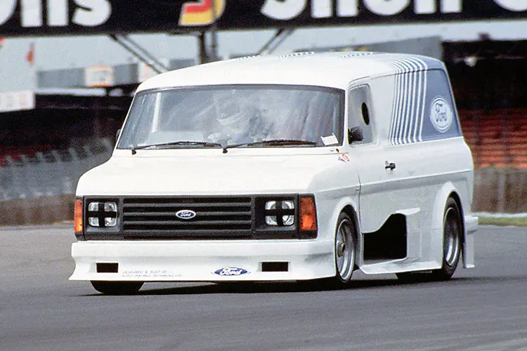 Ford Transit Supervan 2