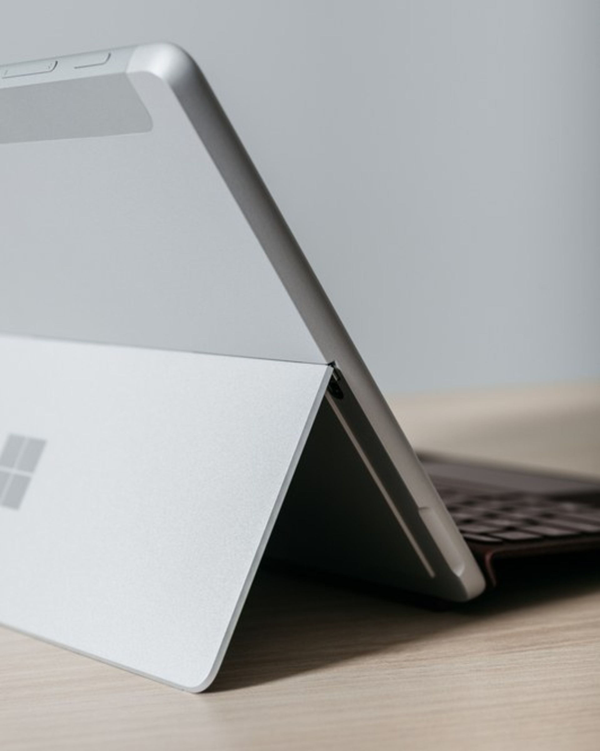 سرفیس گو / Surface Go