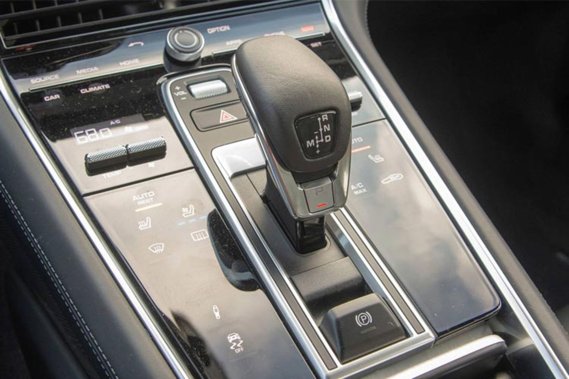 پورشه پانامرا توربو اسپرت توریزمو / Porsche Panamera Turbo Sport Turismo