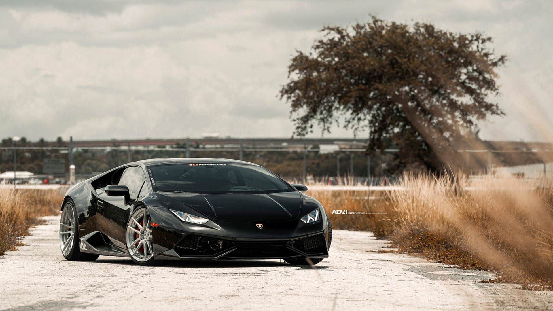 2017 Lamborghini Huracán / سوپراسپرت لامبورگینی هوراکان مدل 2017