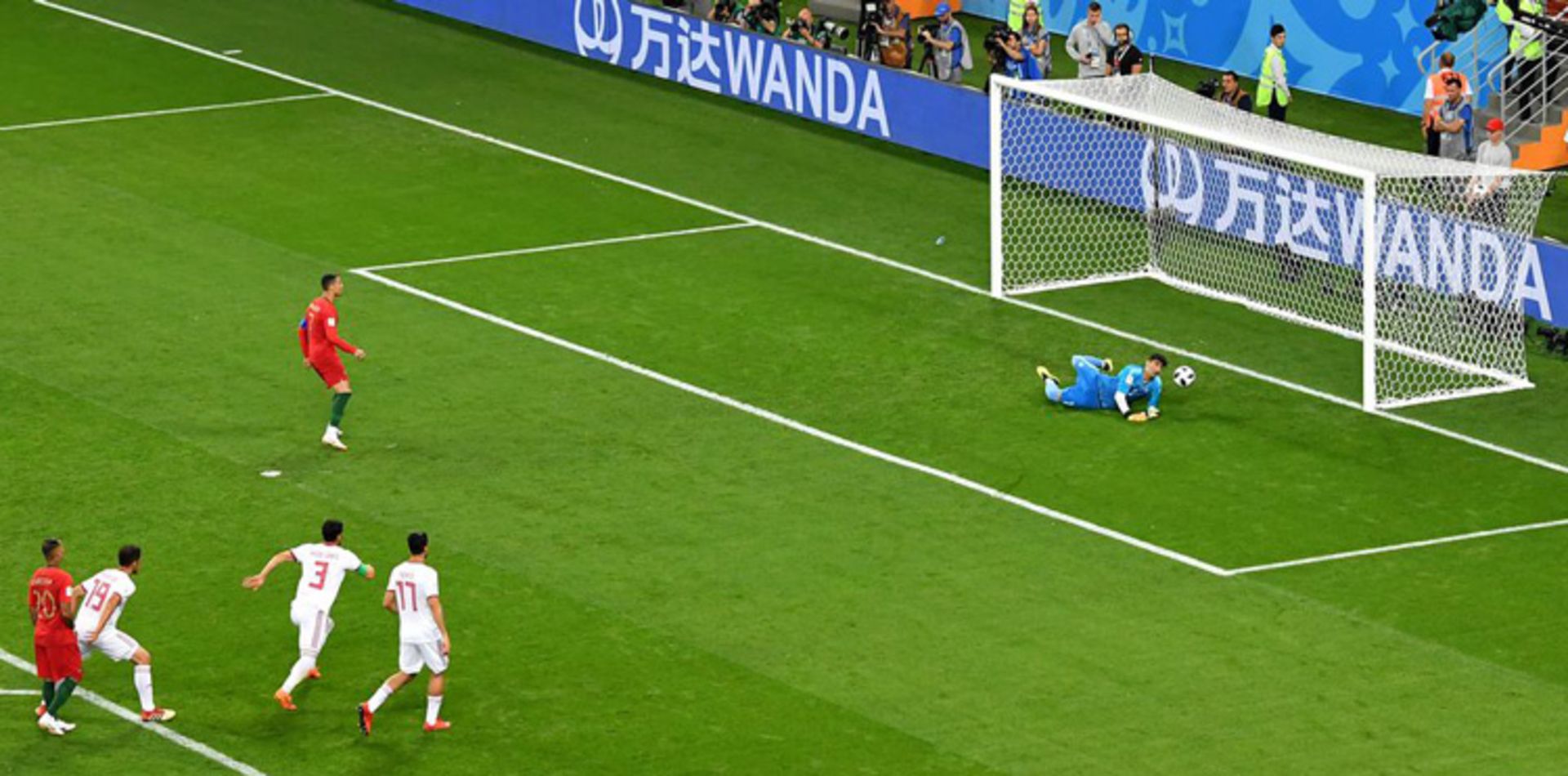 پنالتی رونالدو به بیرانوند